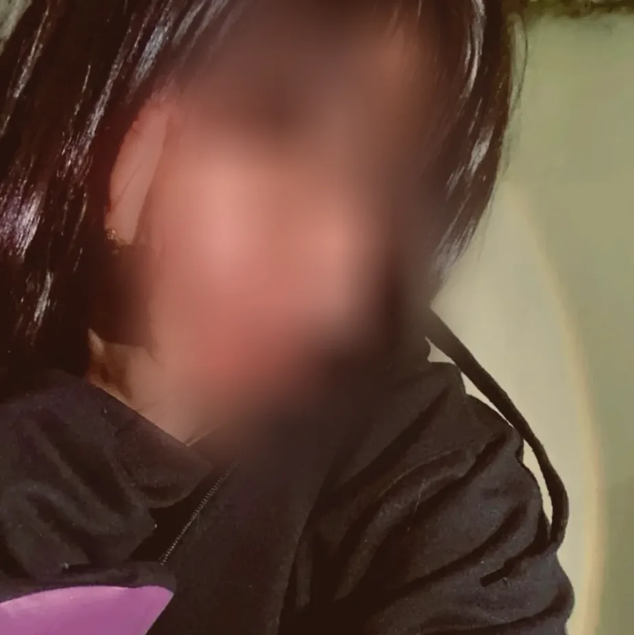 Jasmine, 18