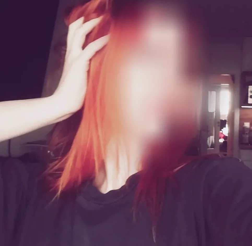 Lena, 19