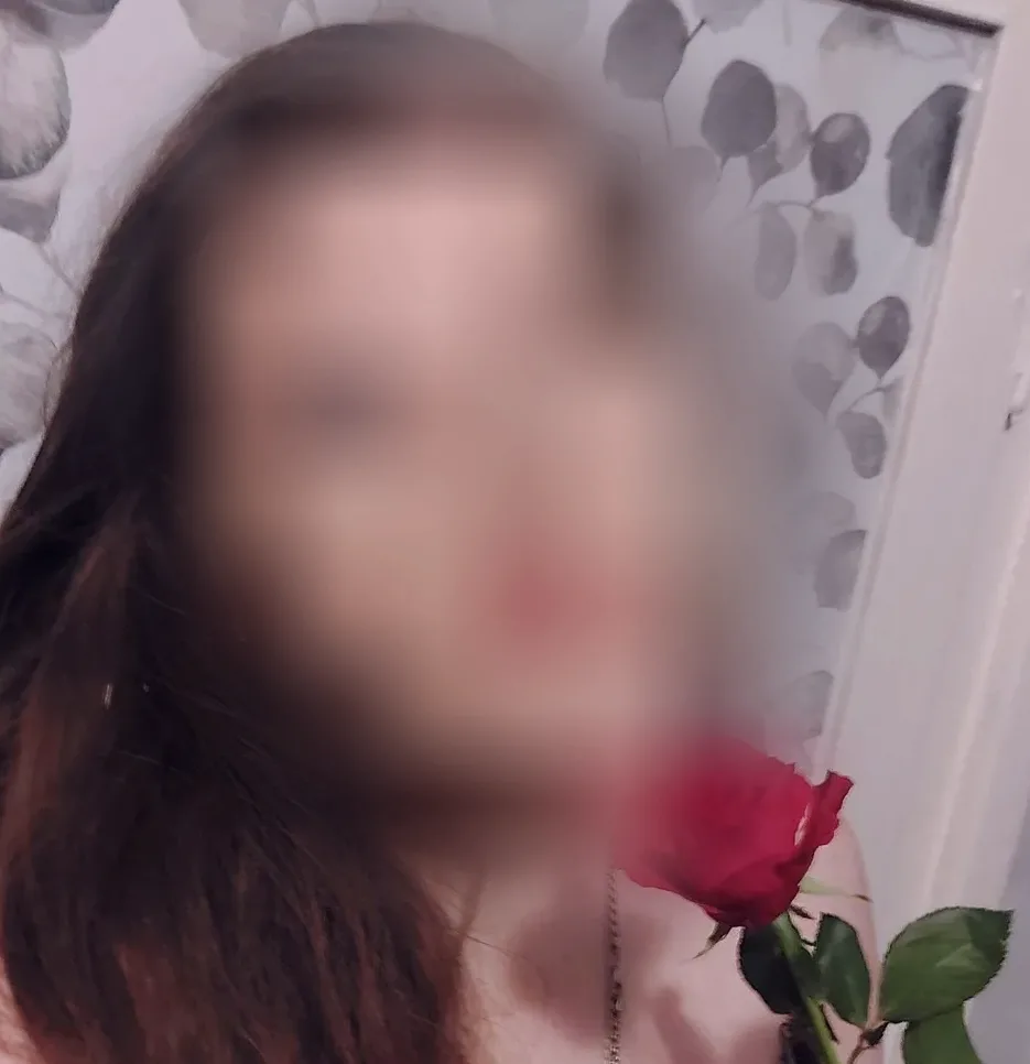 Zainab, 27